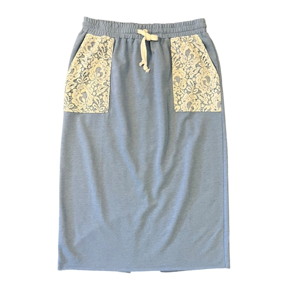 Hem & Thread midi skirt sky blue with lace accent pockets size L